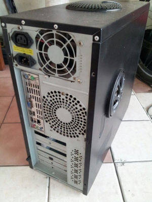 ขายคอมพิวเตอร์ขายถูกๆ ครับ