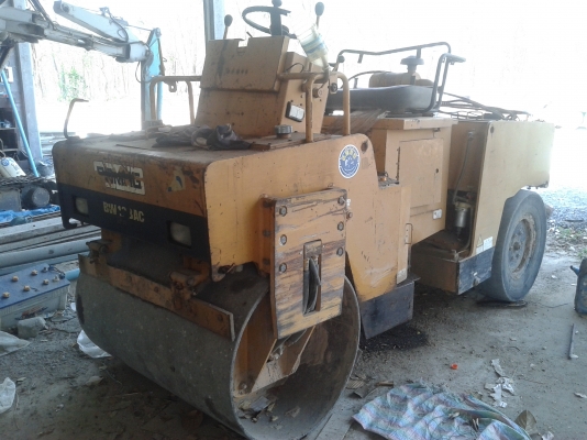 ขายรถบด 3.5 ตัน สั่นได้ ขายรถบด 3.5 ตัน สั่นได้