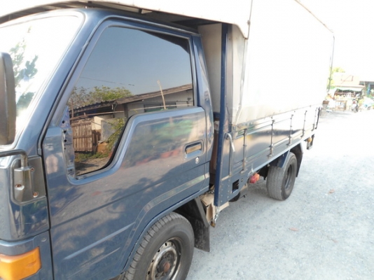 ขายรถบรรทุก TOYOTA 4ล้อเล็ก (รถประกอบ)