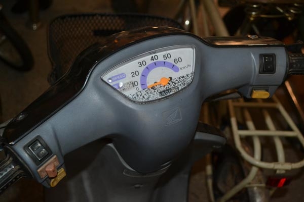 ขายรถป็อบhonda 50cc สต๊าดมือเท้า4500