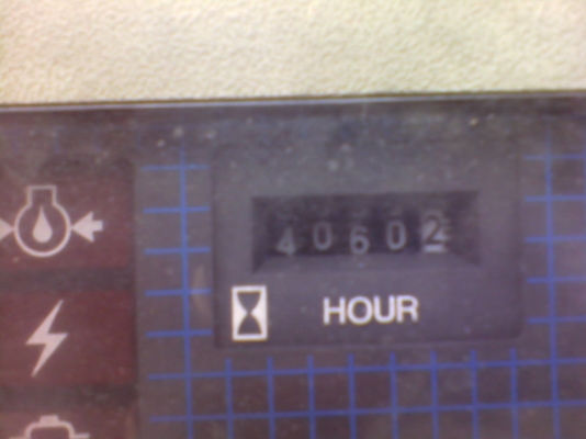 ต้องการขายรถ komatsu  3 ton