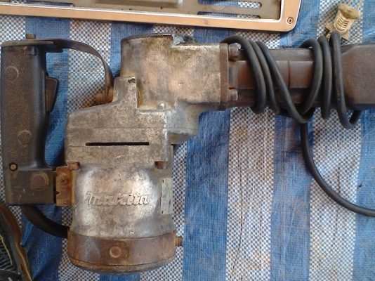 เครื่องสกัดปูนมากีตาเสื้ออะลูมิเนียม เครื่องสกัดปูนมากีตาเสื้ออะลูมิเนียม