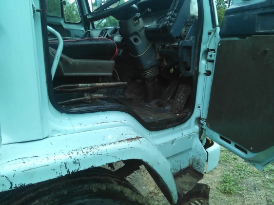 10 ล้อดั้ม 195 แรง ISUZU FVZ32NZP R-3000925 ปี 2539 รถห้างแท้ สภาพดี สวยดี 10 ล้อดั้ม 195 แรง ISUZU FVZ32NZP R-3000925 ปี 2539 รถห้างแท้ สภาพดี สวยดี