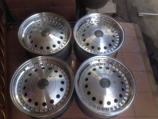 ล้อเเท้ CENTERLINE ขอบ16กว้าง8นิ้วครึ่ง6รู139ของเก่าญี่ปุ่นสภาพสวยเดิมๆ