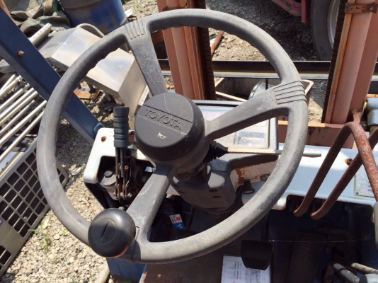 ขาย TOYOTA โฟล์คลิฟท์ 5FD18