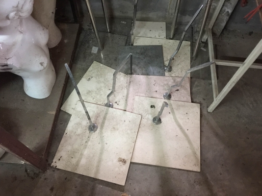 ขายเหมาหุ่นโชว์ จำนวนมาก ( ทั้งเก่าและใหม่ )