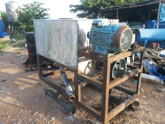 ขายเครื่องผสมแป้ง ถังสแตนเลสขนาด 60 X 80 X 120 ซม.มอเตอร์ 10 แรง ขายเครื่องผสมแป้ง ถังสแตนเลสขนาด 60 X 80 X 120 ซม.มอเตอร์ 10 แรง