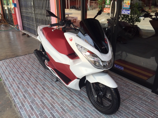 ธารนนทบุรี//ขาย HONDA PCX150 ปี 2015 รถวิ่งมา 0 โล พร้อมรับประกันศูนย์ 3 ปี ทะเบียนแท้ ราคา 79,000 บาท