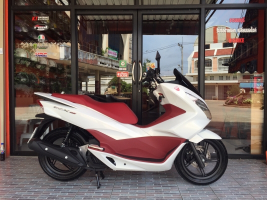 ธารนนทบุรี//ขาย HONDA PCX150 ปี 2015 รถวิ่งมา 0 โล พร้อมรับประกันศูนย์ 3 ปี ทะเบียนแท้ ราคา 79,000 บาท