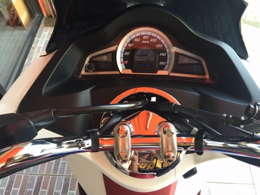 ธารนนทบุรี//ขาย HONDA PCX150 ปี 2015 รถวิ่งมา 0 โล พร้อมรับประกันศูนย์ 3 ปี ทะเบียนแท้ ราคา 79,000 บาท