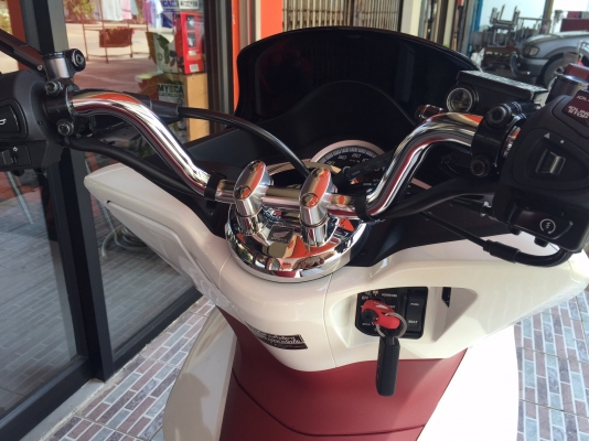 ธารนนทบุรี//ขาย HONDA PCX150 ปี 2015 รถวิ่งมา 0 โล พร้อมรับประกันศูนย์ 3 ปี ทะเบียนแท้ ราคา 79,000 บาท