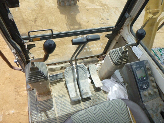 รถขุด Komatsu PC60-6 # SN32053 สต็อกเรา สนใจโทร. 080-6565422 (หนิง)