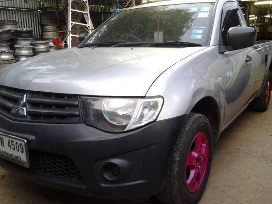 ขายMITSBISHI TRITON เครี่อง2400cc ปี2012 แก๊ส CNG โรงงาน