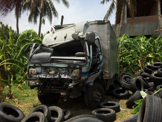 ขายรถอุบัติเหตุ พร้อมเล่มทะเบียน อีซูซู FTR ปี 1990