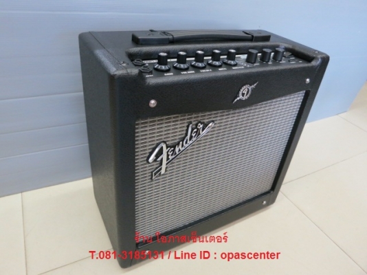 ตู้แอมป์กีต้า Fender Mustang 1 V2 20 วัตต์ ของแท้ ของใหม่ มือหนึ่ง