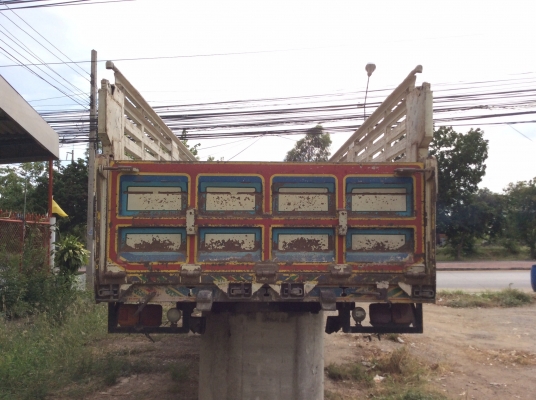 ขายกระบะดั้มสิบล้อ