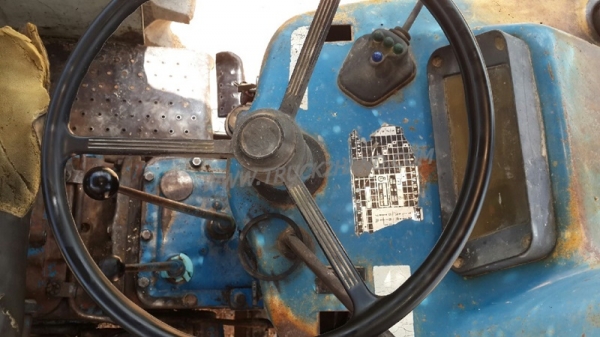 รถไถฟอร์ด 6610 เสื้อลาย 86 แรงม้า ปีจดทะเบียน 2547 รถไถฟอร์ด 6610 เสื้อลาย 86 แรงม้า ปีจดทะเบียน 2547