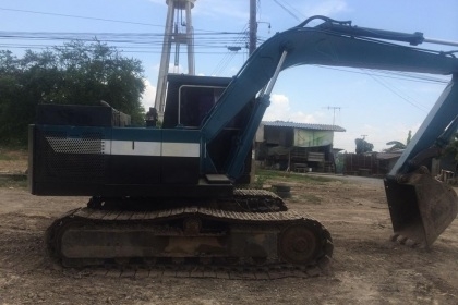 ขายKOMATSU 12HT สภาพสวย พร้อมใช้งาน เครื่องดีช่วงล่างดี ใบแทร็กเต็ม ราคาต่อรองได้