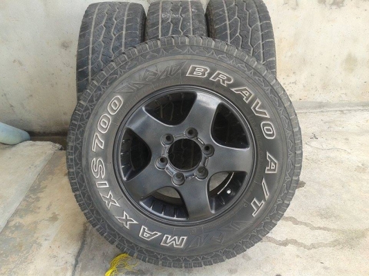 ขายแม็กพร้อมยาง ขอบ15 1ชุด 8000 ขายแม็กพร้อมยาง ขอบ15 1ชุด 8000