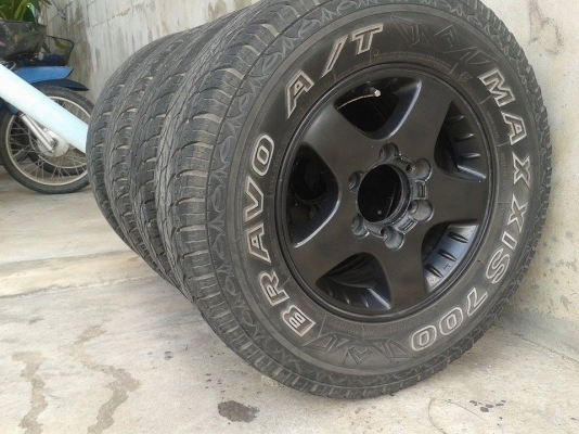 ขายแม็กพร้อมยาง ขอบ15 1ชุด 8000 ขายแม็กพร้อมยาง ขอบ15 1ชุด 8000