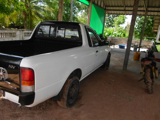 ขายรถกระบะ NISSAN