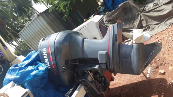 ขายด่วน เรือเร็ว 22 ฟุต พร้อมเครื่องยามาฮ่า 115 แรง