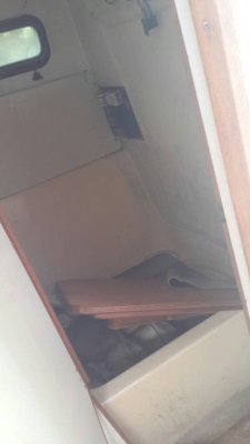 ขายด่วน เรือเร็ว 22 ฟุต พร้อมเครื่องยามาฮ่า 115 แรง