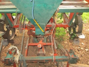 ขาย จอนเดียร์ 5310 พร้อมผาน 3 ผาน 6 เครื่องปลูกอ้อย 2 ร่อง