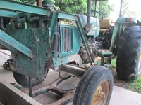 ขาย จอนเดียร์ 5310 พร้อมผาน 3 ผาน 6 เครื่องปลูกอ้อย 2 ร่อง