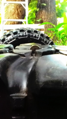 ยาง SIMEX 32 นิ้ว ขอบ 16 ยาง SIMEX 32 นิ้ว ขอบ 16