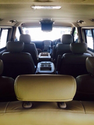 ขายรถตู้ ใช้เองที่บ้านค่ะ ขายรถตู้ ใช้เองที่บ้านค่ะ