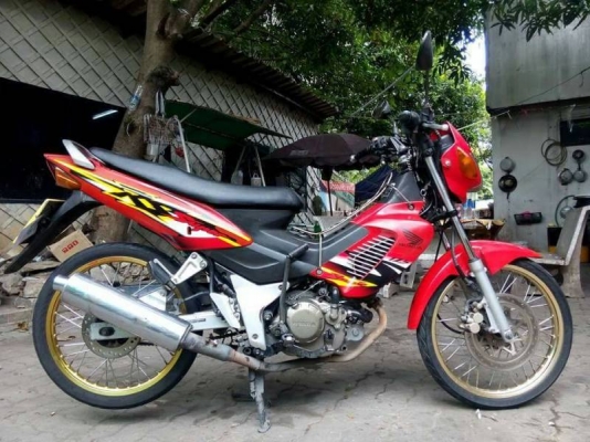 ขายด่วน!!!มอไซค์มือ2 เครื่องดี เอกสารครบ