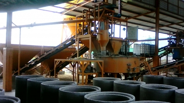 รับซ่อม และ ผลิตเครื่องอัดท่อคอนกรีต