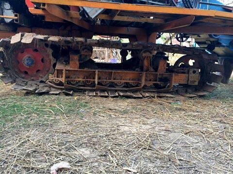 ขายรถเกี่ยวข้าวบางไทร  เครืองisuzu 195 ตัวเดิน10 อุ้ม1.8 ตัน ปั๊มแฝด 22