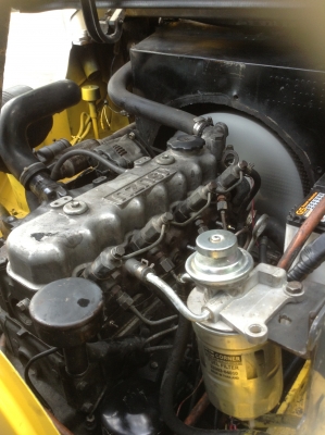 +++ ขายโฟล์คลิฟท์  T.C.M. FD25  (รุ่นใหม่) T6  ขนาด 2.5  ตัน  เครื่องยนต์ดีเซล  เสา 3  เมตร  เกียร์ออโตเมติค  งา 1,070  มม.  ยางตัน  รับประกันเครื่อง + เกียร์