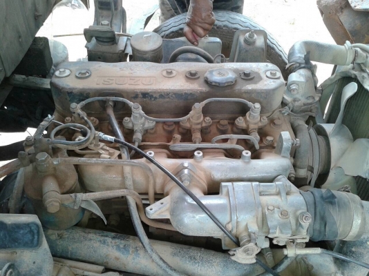 ขายรถบรรทุก 4 ล้อ คัสซีดี เครื่อง 4BC2 100 แรงม้า ยกหัวได้ แต่งเกียร์สั้น ทะเบียนขาด 5 ปี ราคาต่อรองได้ครับ