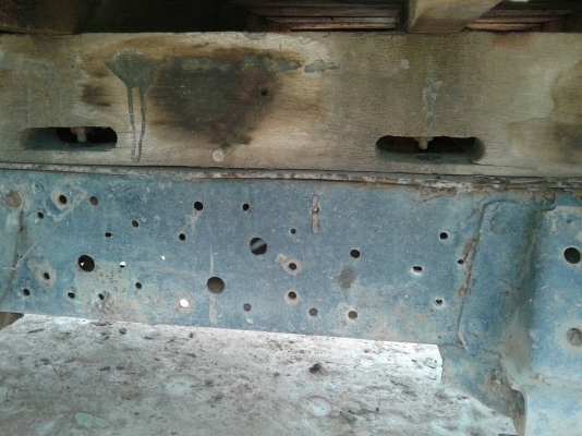 ขายรถบรรทุก 4 ล้อ คัสซีดี เครื่อง 4BC2 100 แรงม้า ยกหัวได้ แต่งเกียร์สั้น ทะเบียนขาด 5 ปี ราคาต่อรองได้ครับ