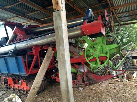 ขายรถเกี่ยวข้าวไทยเส็งยนต์