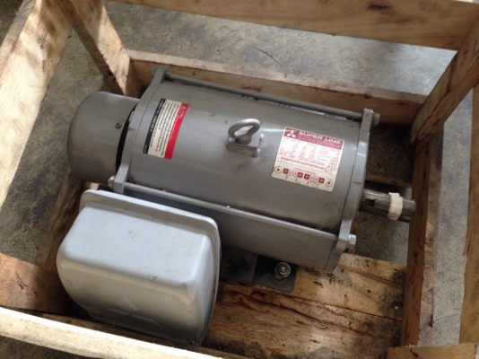 ขายมอเตอร์ mitsubishi 3HP. SCL-KR 220V ไฟบ้าน ของใหม่ในลัง ไม่เคยใช้งานครับ