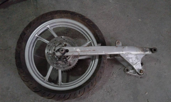 โช๊คหน้าพร้อมแผงคอ ล้อหน้าพร้อมอาร์มหลัง โช๊คหน้าพร้อมแผงคอ ล้อหน้าพร้อมอาร์มหลัง