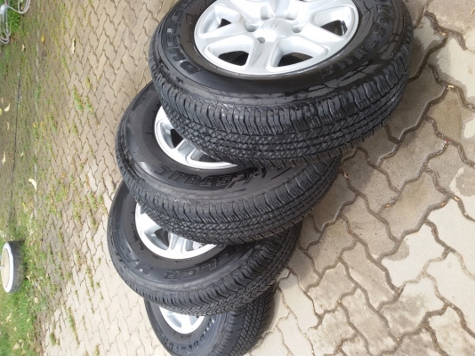 ขายล้อ FORD RANGER ขอบ 17" ขายล้อ FORD RANGER ขอบ 17"