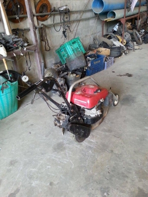 รถตัดหญ้า HONDA UM643 รถตัดหญ้า HONDA UM643