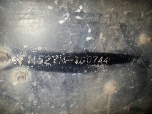 รถมิตซู 10 ล้อ หัวลาก FN527 - TC / 220  แรงม้า.  ปี 38.    สนใจติดต่อ  081 - 6079515