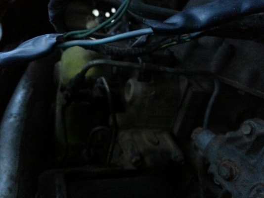 รถมิตซู 10 ล้อ หัวลาก FN527 - TC / 220  แรงม้า.  ปี 38.    สนใจติดต่อ  081 - 6079515