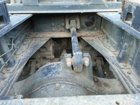 รถมิตซู 10 ล้อ หัวลาก FN527 - TC / 220  แรงม้า.  ปี 38.    สนใจติดต่อ  081 - 6079515