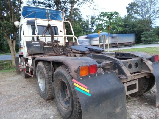 รถมิตซู 10 ล้อ หัวลาก FN527 - TC / 220  แรงม้า.  ปี 38.    สนใจติดต่อ  081 - 6079515