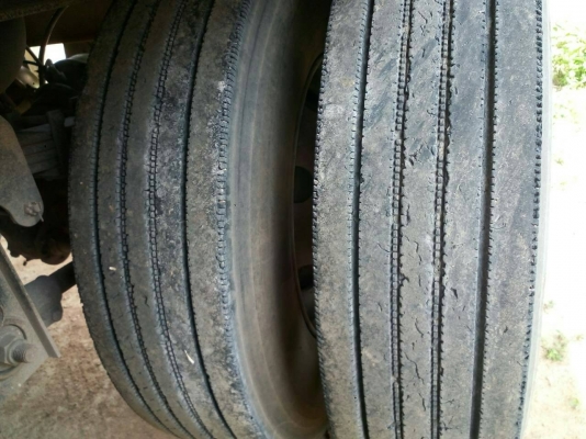 ขายหางพ่วง  สามมิต  3  เพลา. แท้.  ปี 56.     สนใจติดต่อ  081 - 6079515