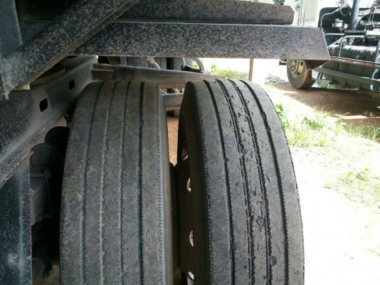 ขายหางพ่วง  สามมิต  3  เพลา. แท้.  ปี 56.     สนใจติดต่อ  081 - 6079515