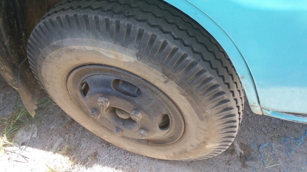 ขายด่วนรถ6ล้อดั้มKS  เครือง110แรงม้ารถสวยเดิมเครืองดี