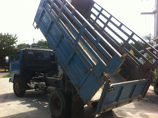 Isuzu Npr ดั้ม เครื่อง 145 แรงม้า ช่วงล่าง F สภาพสวยๆ